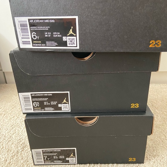 Jordan 1 Mid University Blue Black GS - Picture 4 of 7